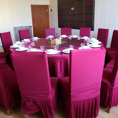 Hotel Anhui 洛美 外观 照片