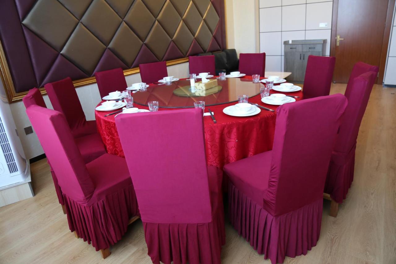 Hotel Anhui 洛美 外观 照片