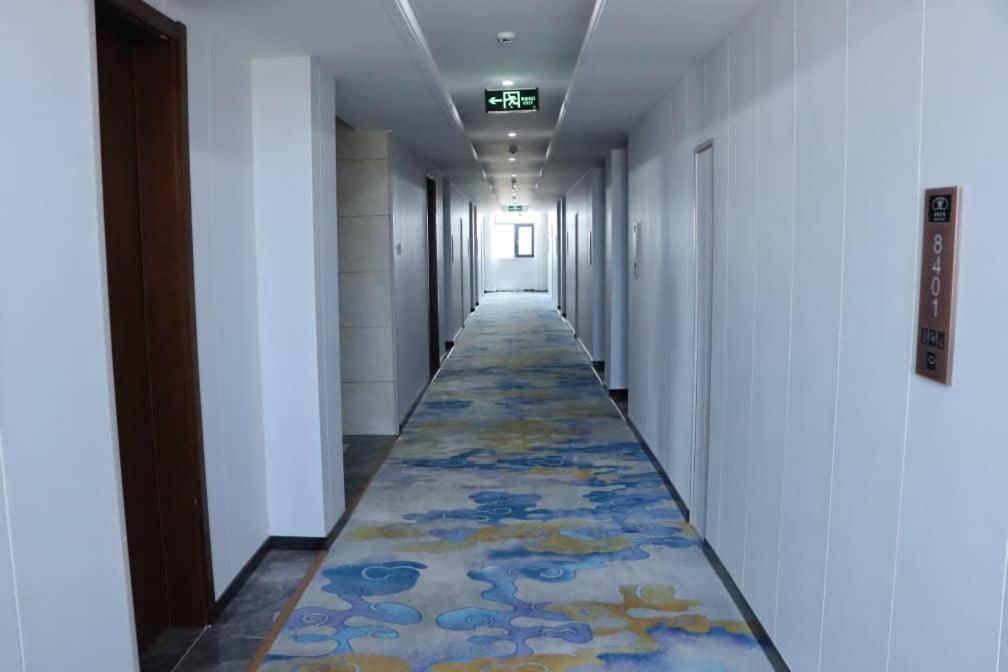 Hotel Anhui 洛美 外观 照片